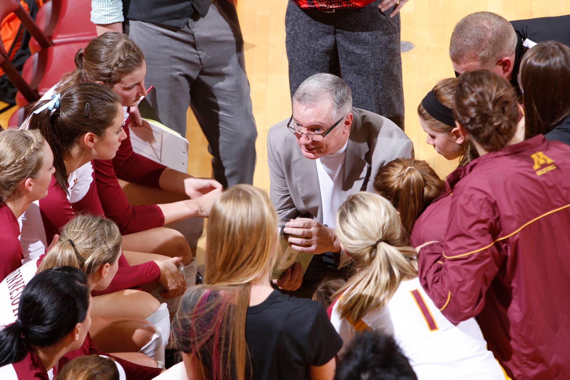 Hall of Fame Gophers volleyball coach Mike Hebert dies - Bring Me The News