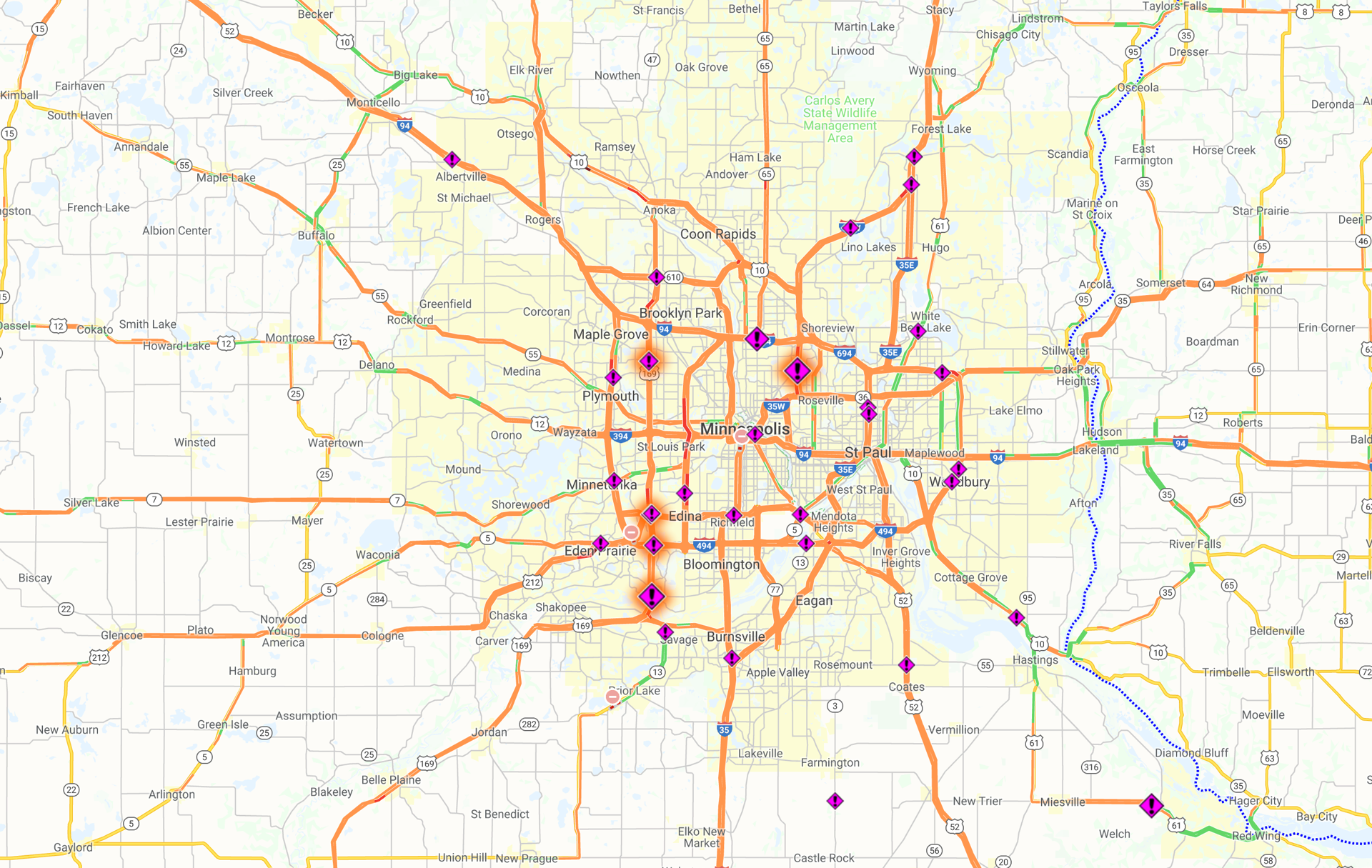 Crashes piling up as overnight snow leaves roads covered and slick ...