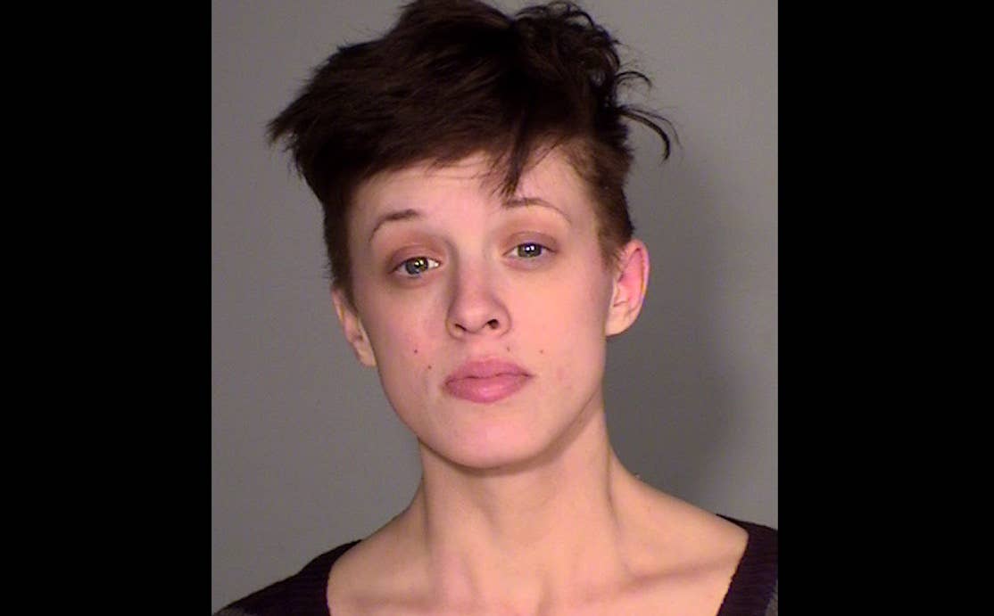 Charges: Mom left 3 kids under 5 years old alone with no food in feces ...