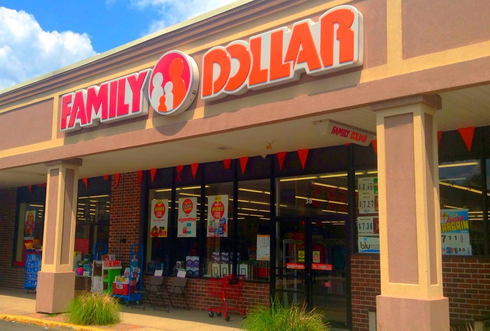 Dollar Tree, Family Dollar to close 1,000 stores following losses