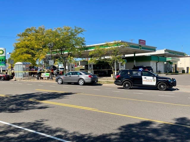 1 person killed in daytime shooting near St. Paul gas station, bus ...