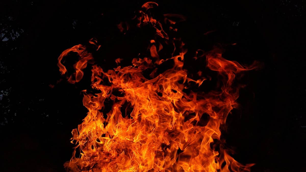 Man found dead as firefighters battle blaze near Duluth