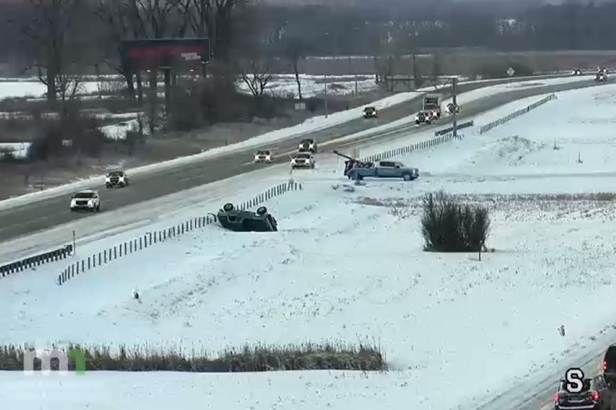 Overnight snow leads to slick roads, several crashes Monday morning ...
