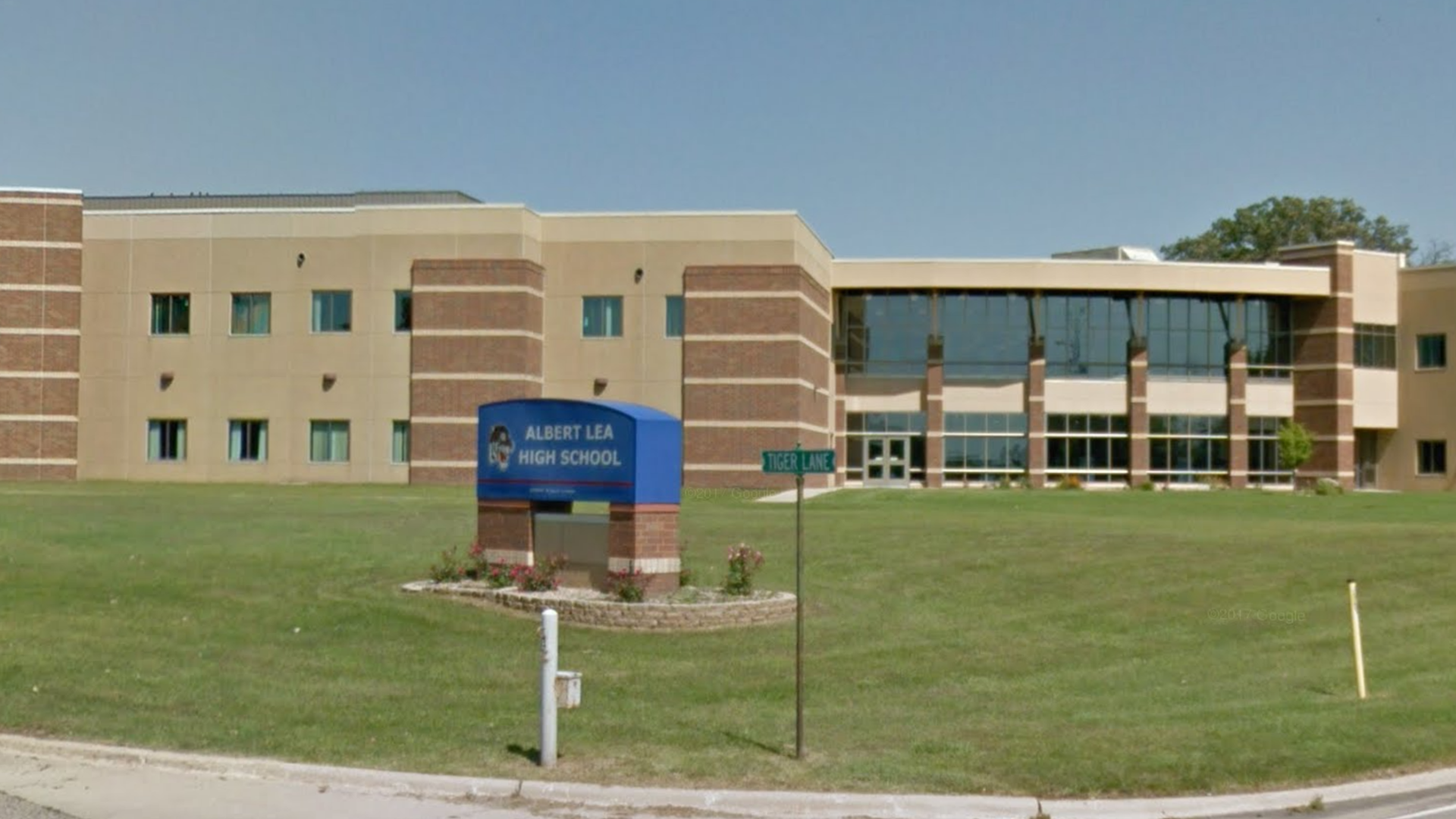 Albert Lea High School closes Monday due to 'extensive vandalism' from senior prank