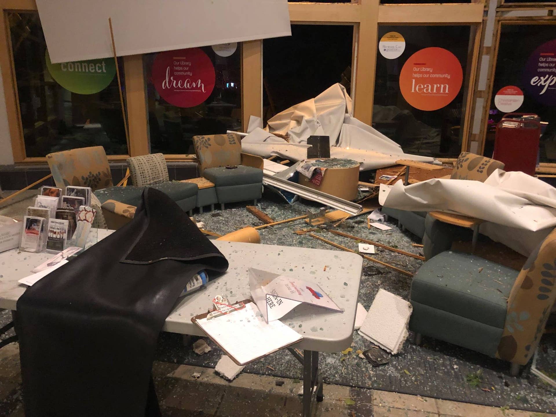 Pictures: Storm causes huge damage to library, planes at MSP, and more ...