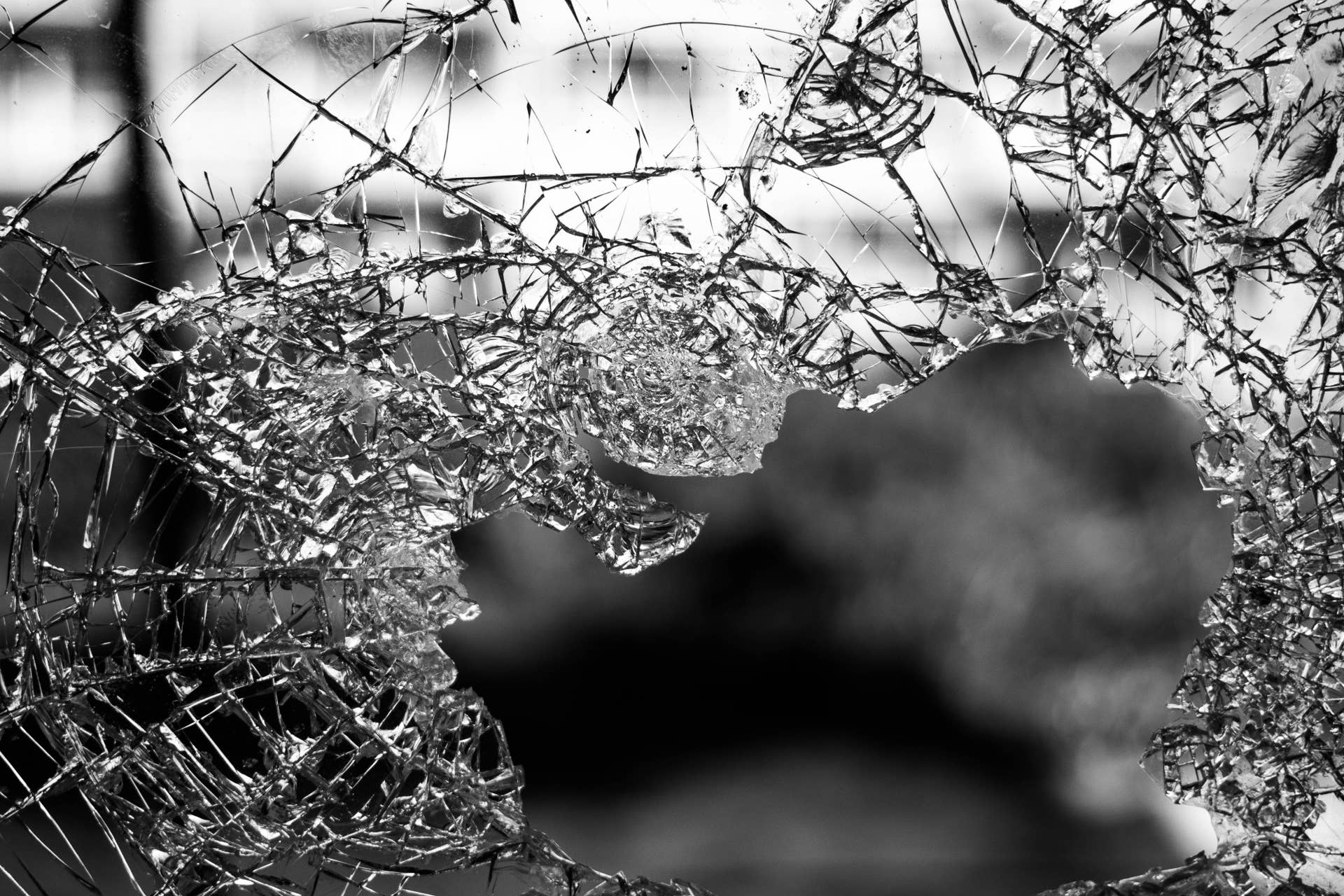 Police: 'Dozens' of car windows shattered in south Minneapolis - Bring ...