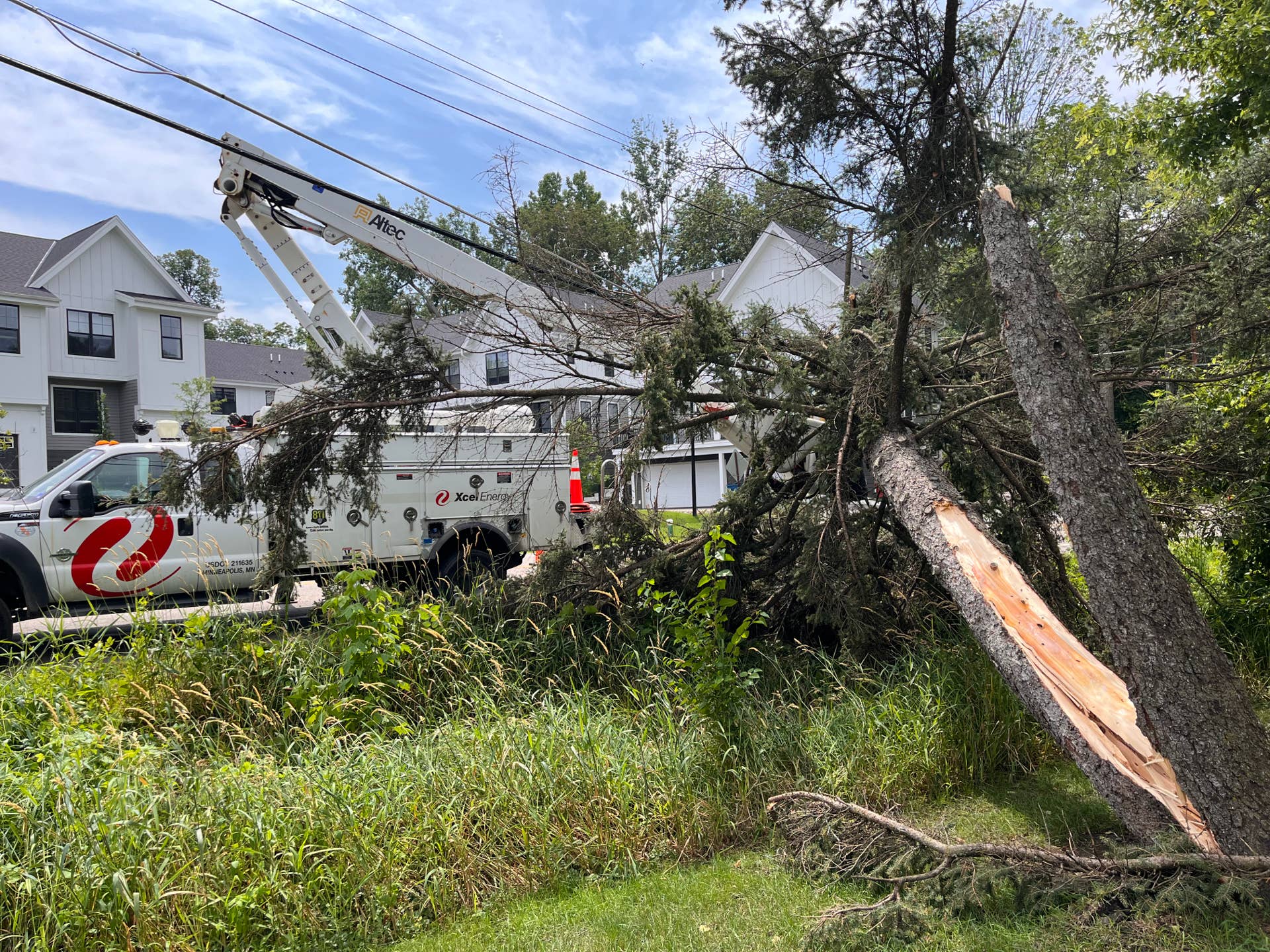 More than 27,000 homes in Twin Cities still without power after ...