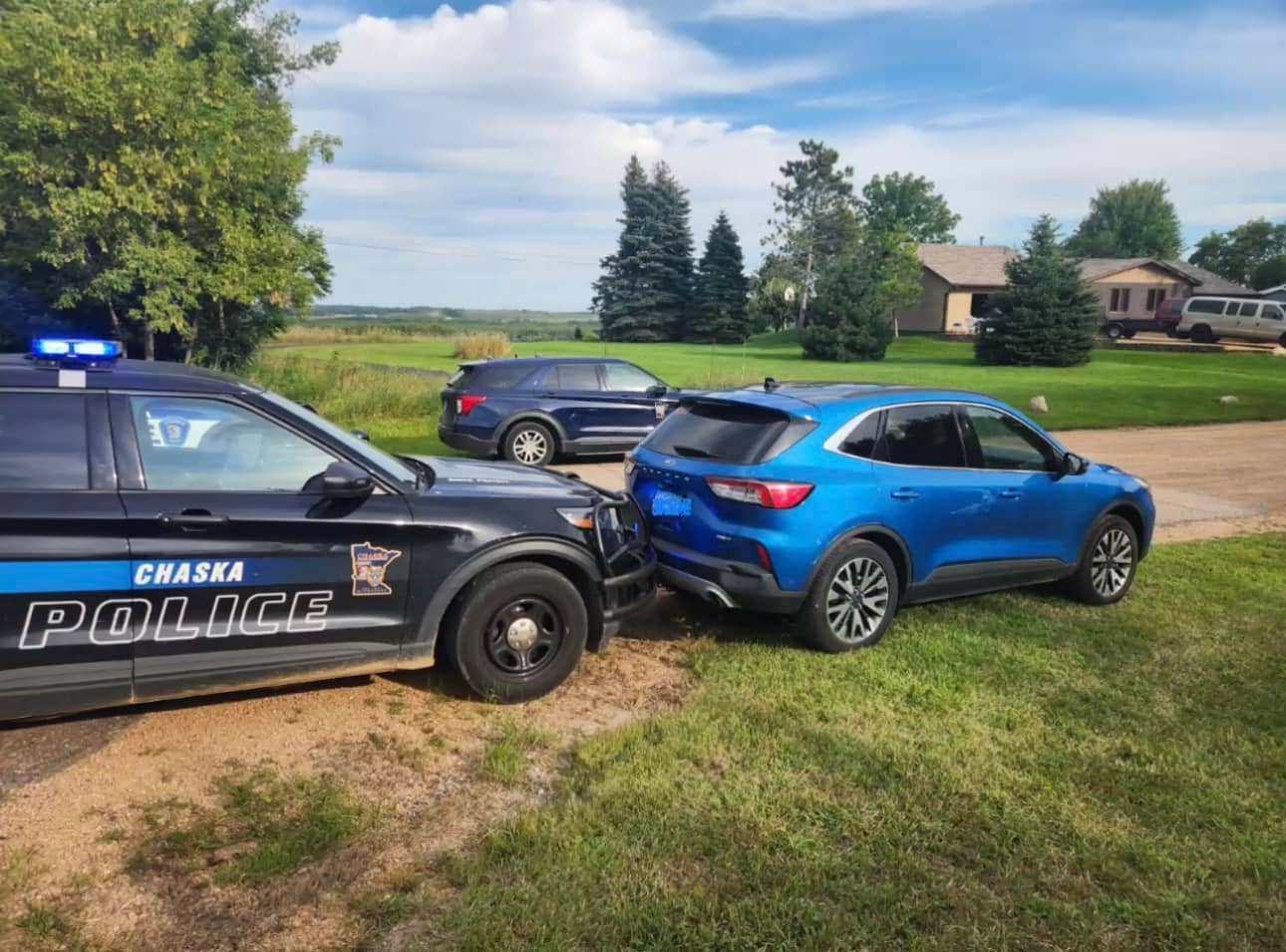 Drunk-driver almost 4 times over the limit reverses into Chaska squad ...