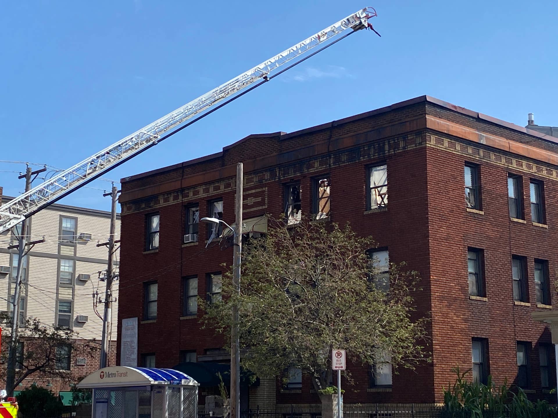 Body of elderly man found in rubble of Minneapolis apartment building ...