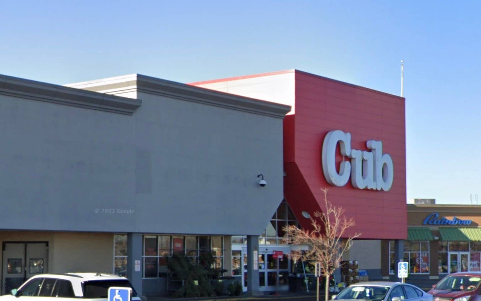 Workers plan picket at Cub Foods a week after threatening a strike ...