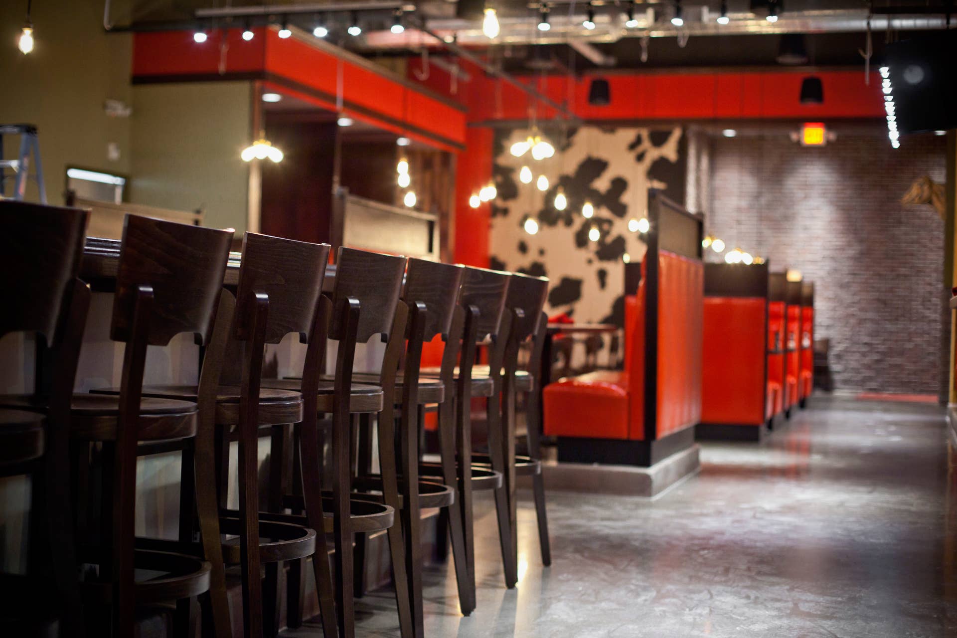 Red Cow's North Loop restaurant to undergo remodel with help from ...