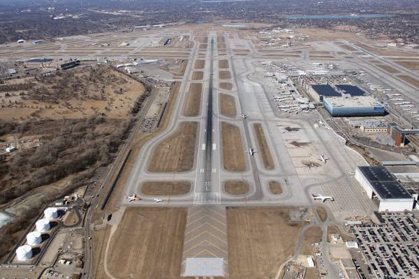 msp-runway-12r-30l.jpg?profile