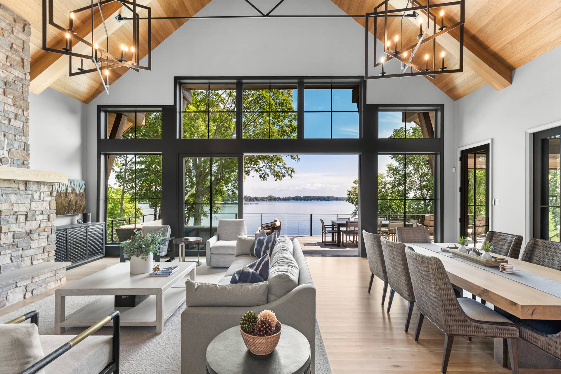 Orono mansion in the heart of Lake Minnetonka hits market for $7.5M ...