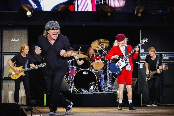 AC/DC pop-up bar with free tattoos opens in Minneapolis - Bring Me The News