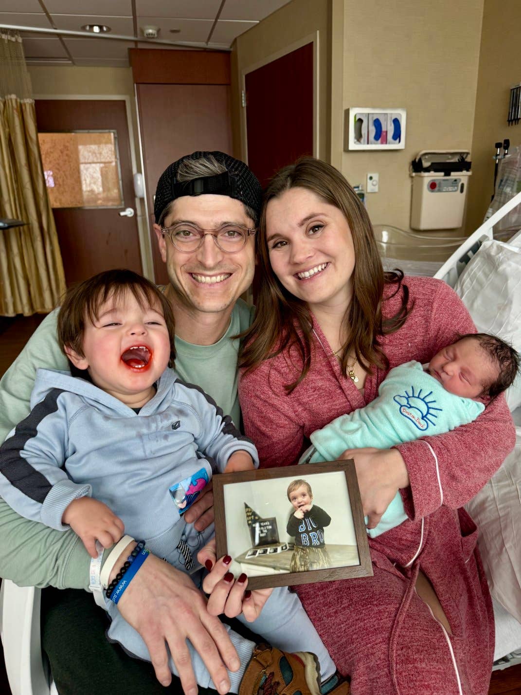 Former KSTP reporter welcomes one of the first babies of the new year ...