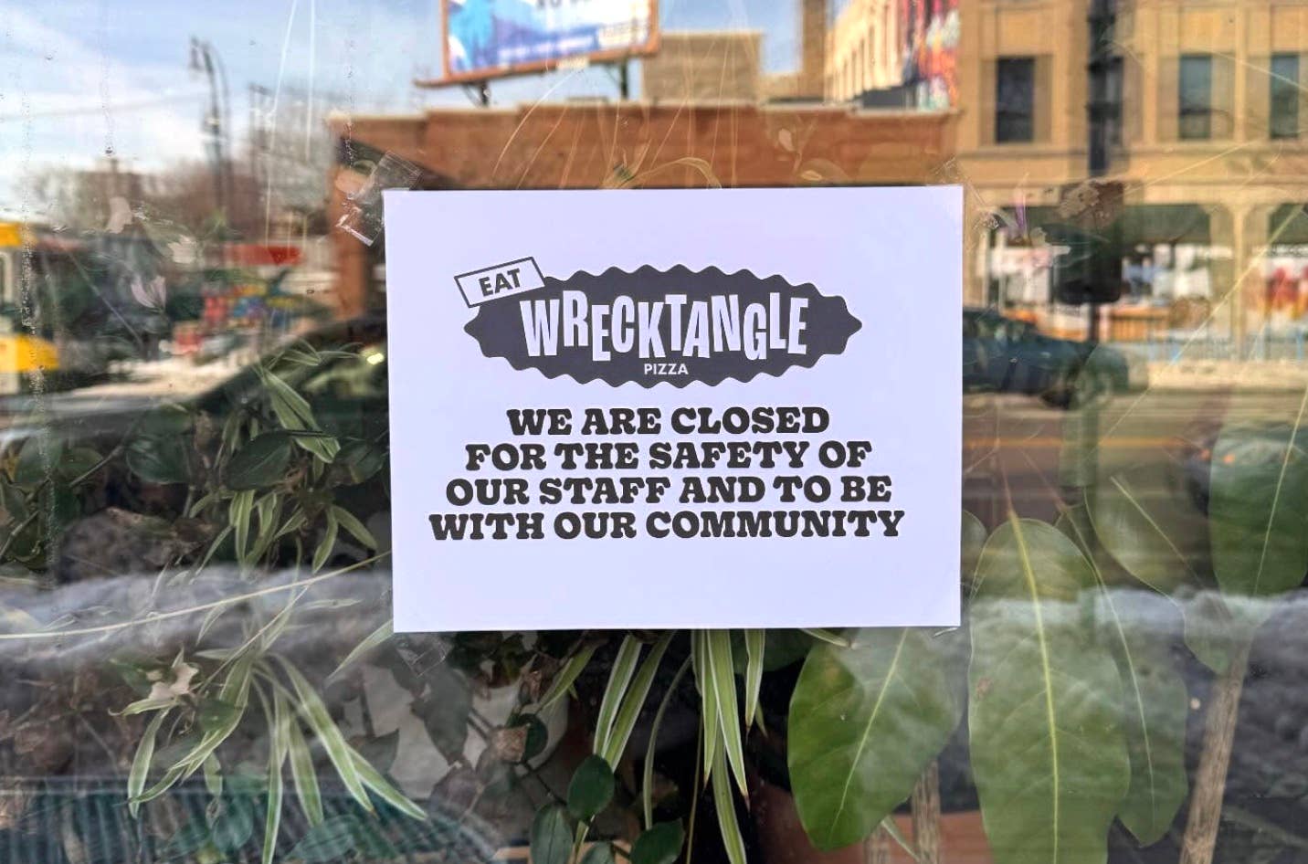 Twin Cities businesses close early after ICE agent kills woman in ...