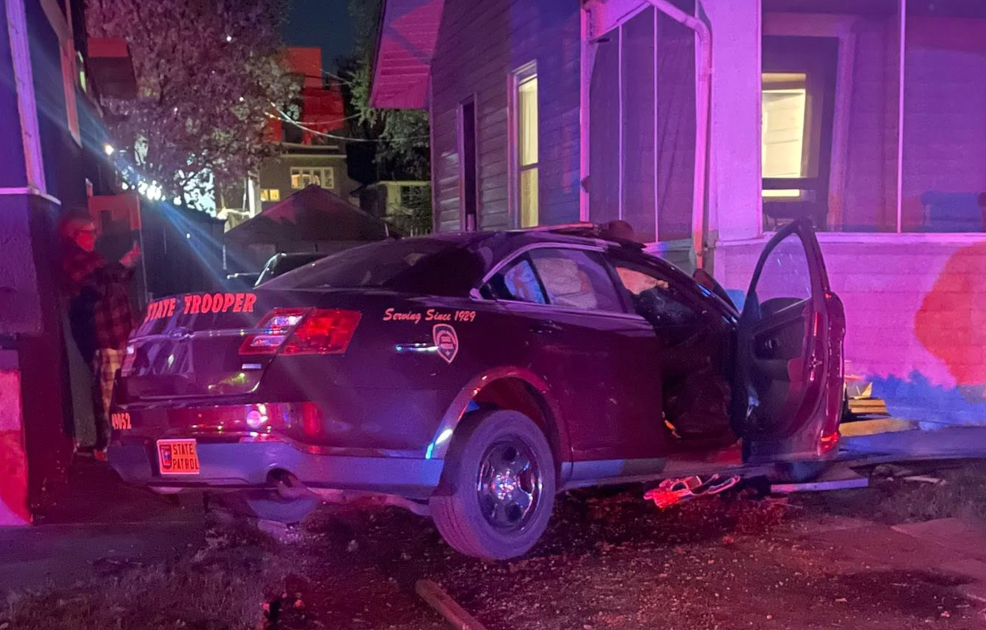 Live stream captures high-speed crash that injured Minnesota trooper