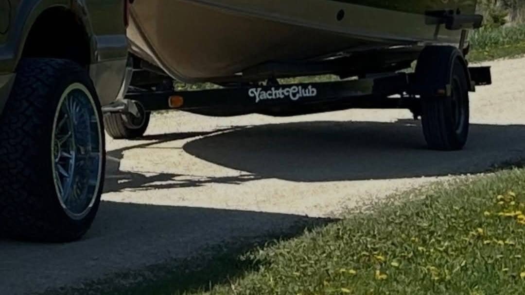 Boat belonging to family of late Zumbrota police officer stolen