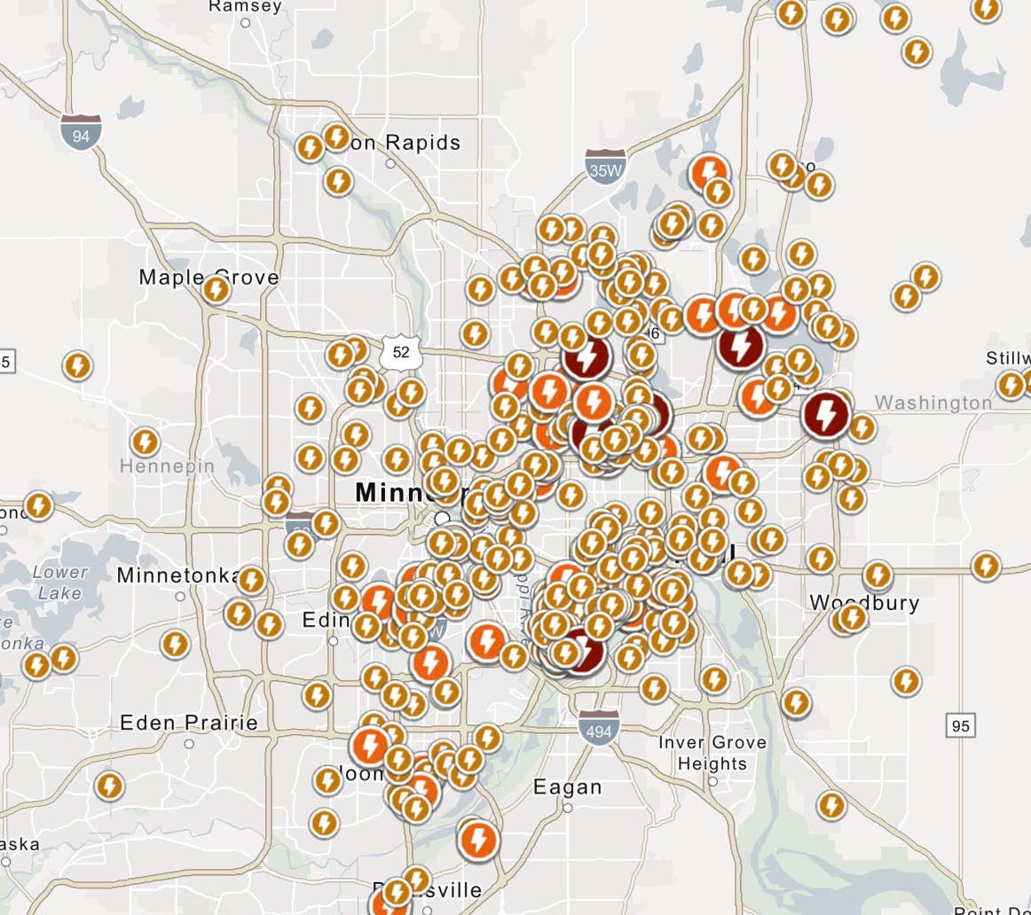 Severe storm damage: 35,000 without power in Twin Cities, train derails ...