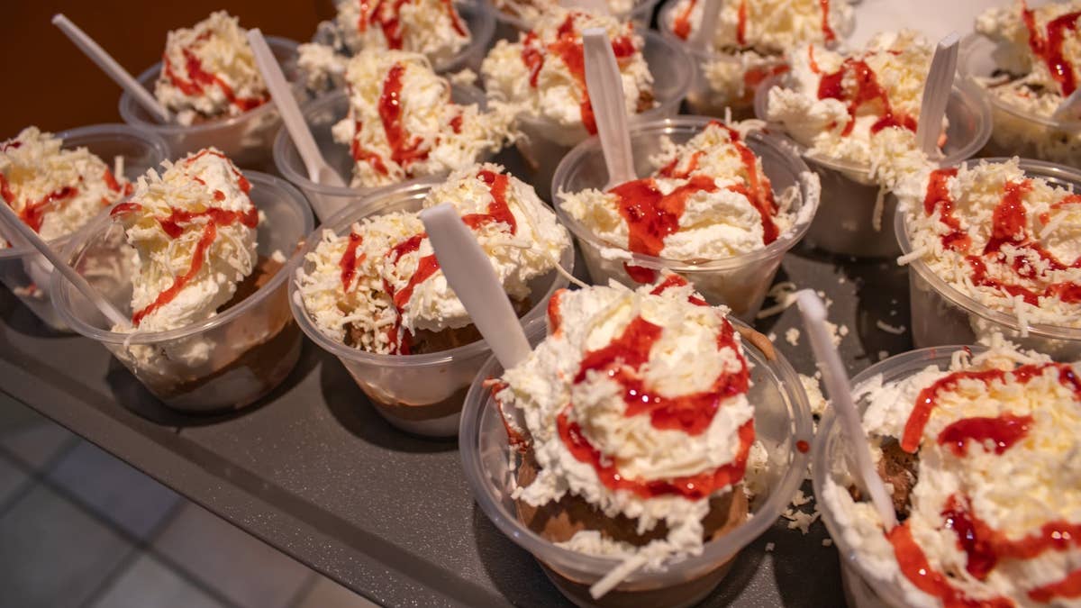 Ecuadorian dessert shop serving cheese-topped ice cream opens in Hopkins