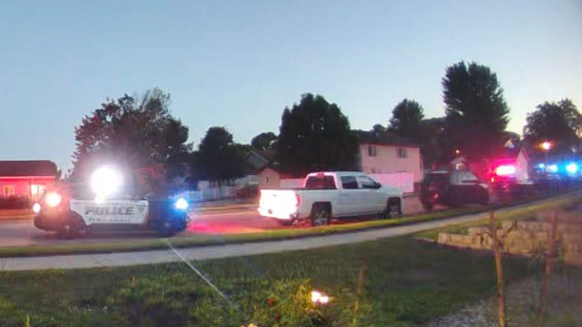 Police confirm man who shot at officers in Saint Peter has died