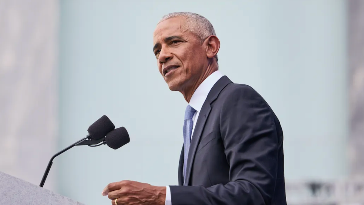 Obama condemns Trump administration after border czar suggests Rep. Ilhan Omar deportation possible