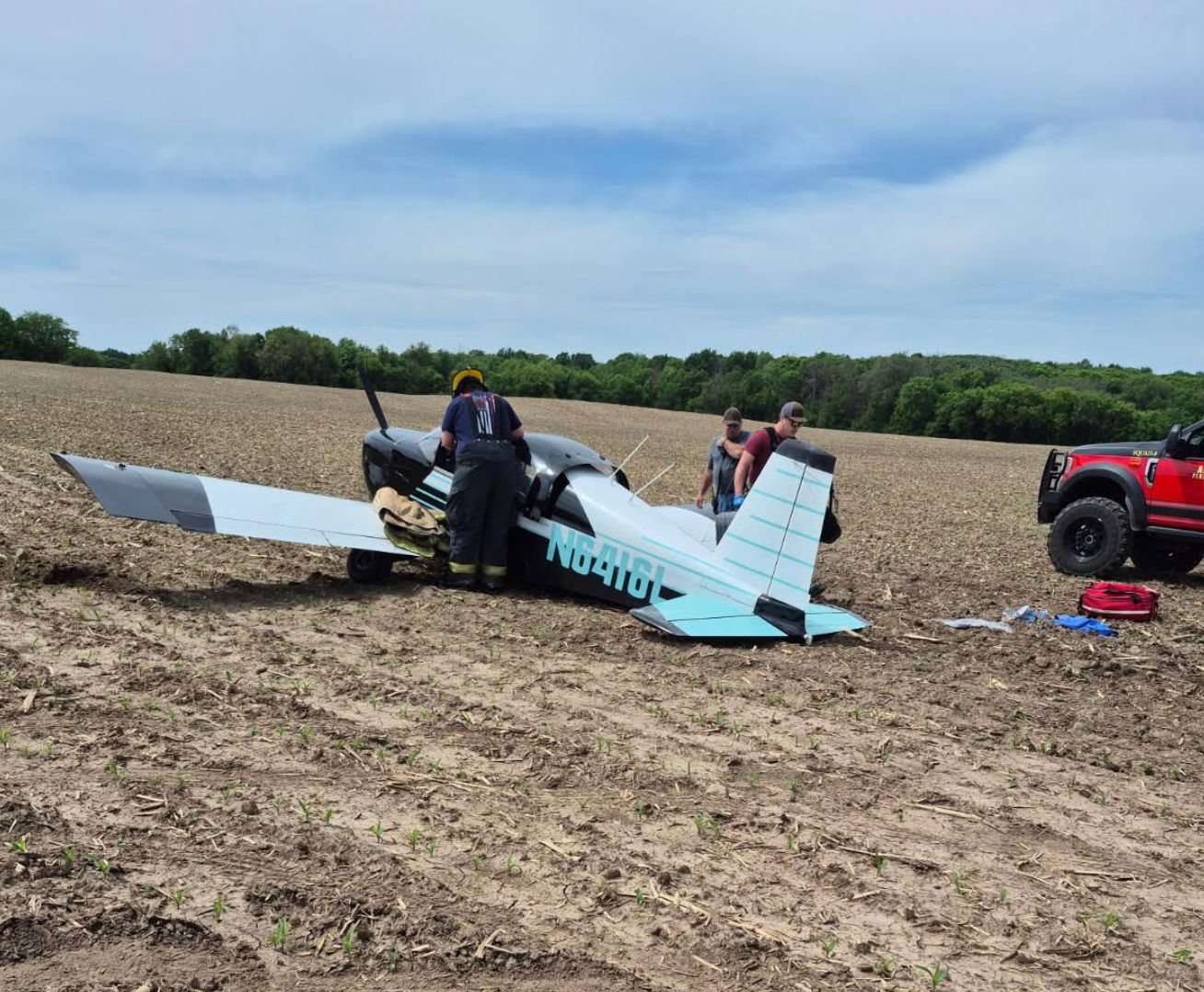 Plane crash-lands in northwestern Wisconsin field