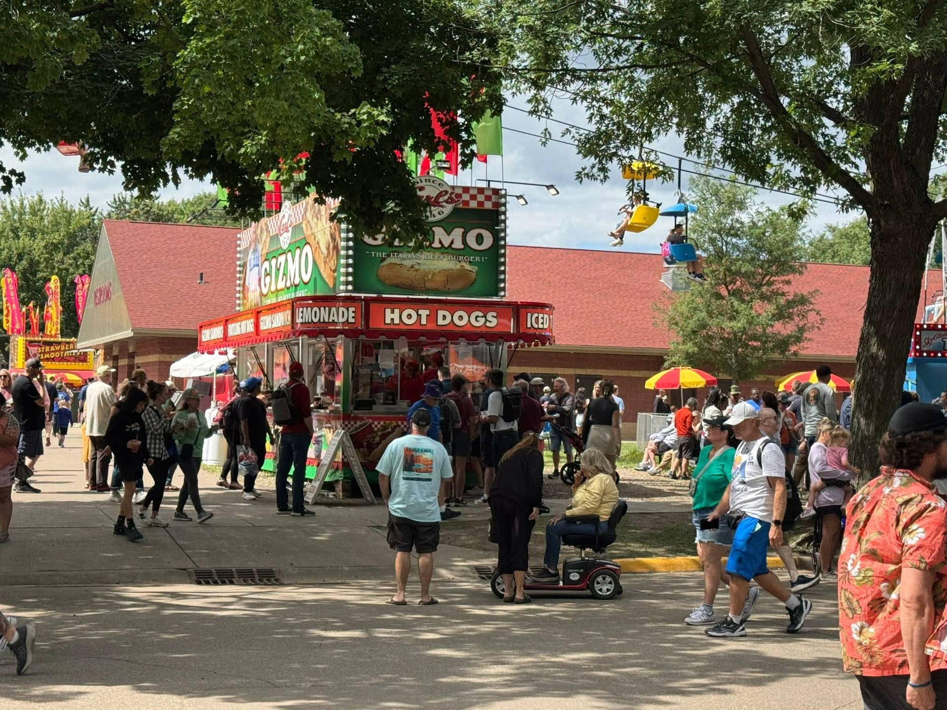 Carl's Gizmo Sandwiches, a Minnesota State Fair favorite, gets a new location and owner