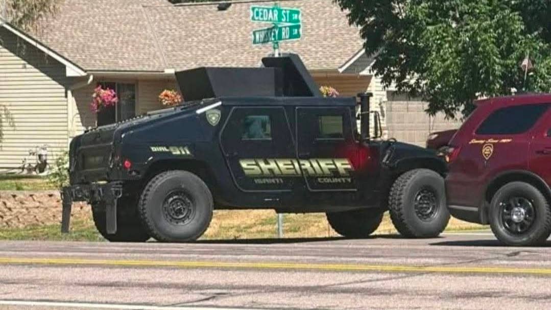 No injuries after lengthy standoff with shots fired from Isanti home