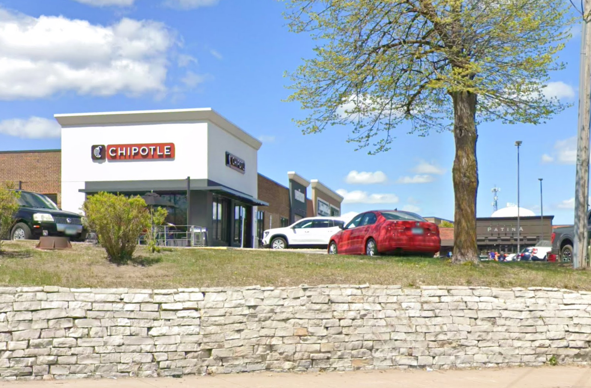 Woman hospitalized with sepsis sues Chipotle as Minnesota salmonella outbreak grows
