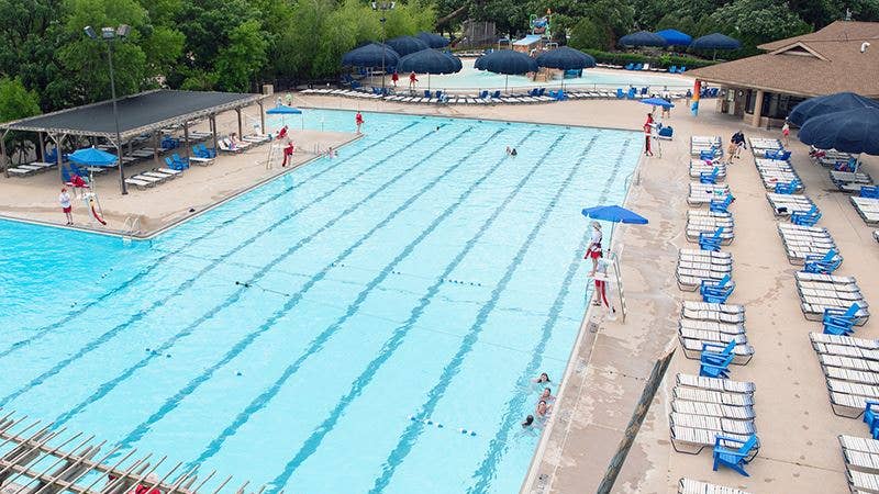 Man in custody following incident at Edina Aquatic Center
