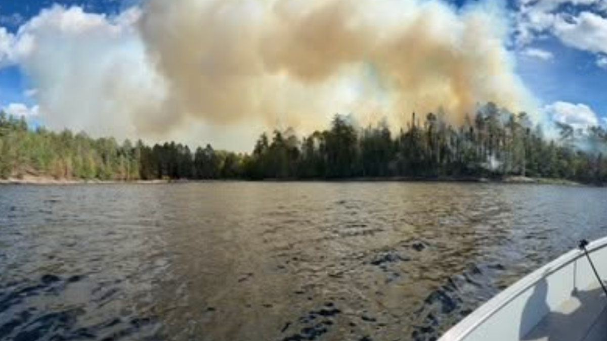 Wildfire crew member dies after medical emergency in northern Minnesota