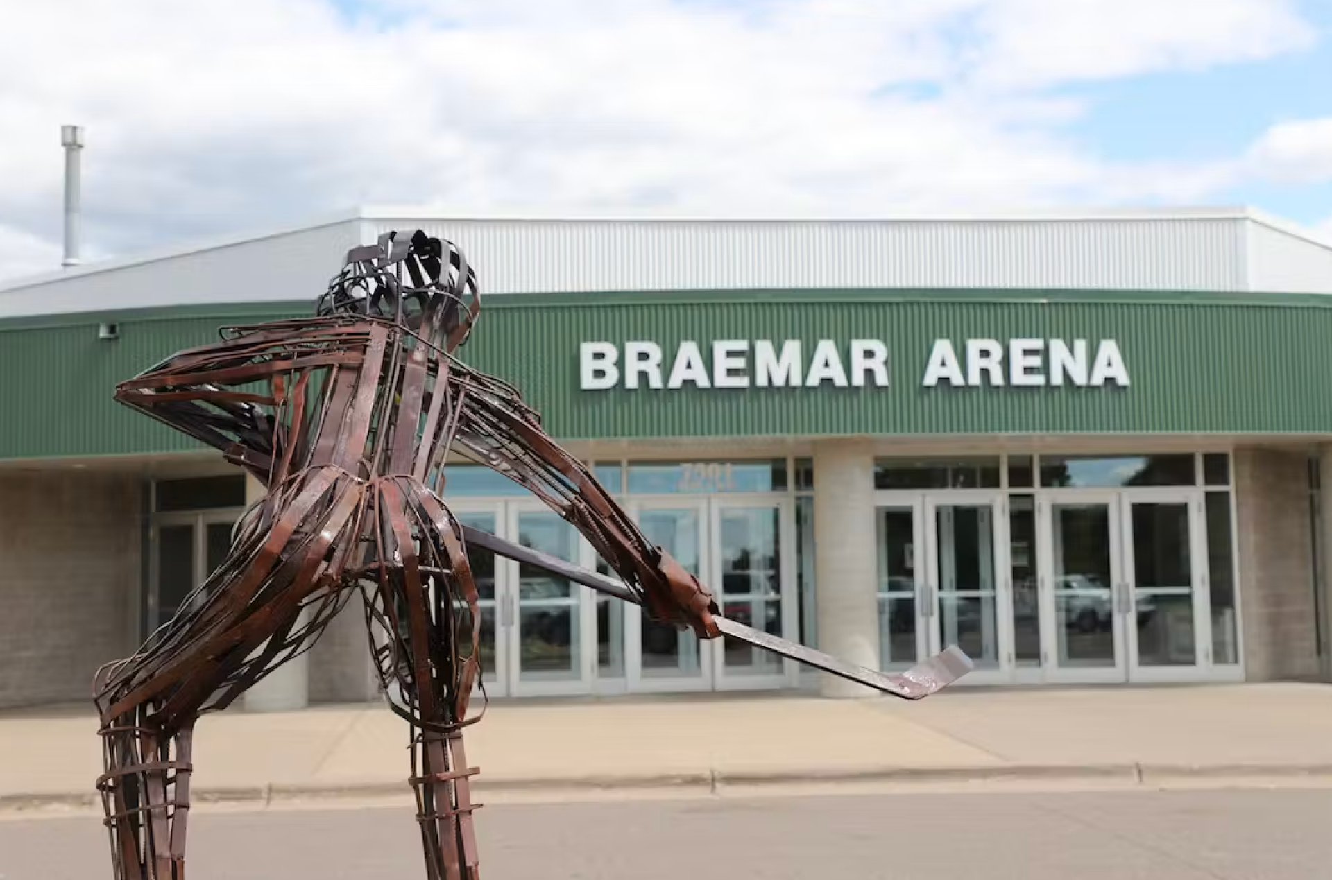 New Edina ice rink delayed after crews find frozen soil beneath arena