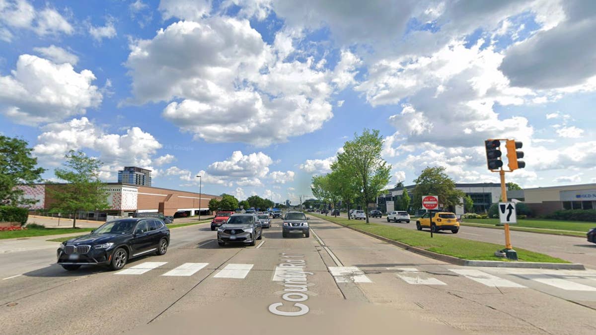 Busy section of Edina's France Avenue to close for weeks