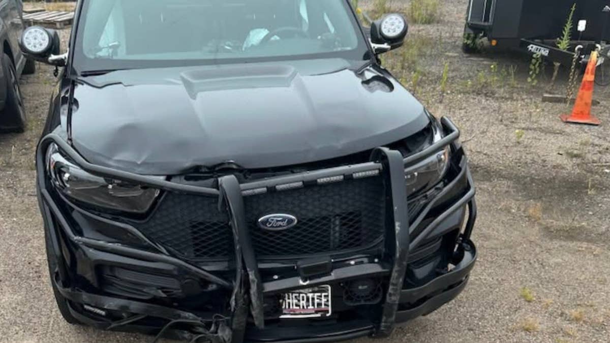 Sheriff's deputy crashes into stolen vehicle linked to Twin Cities 'smash and grab' crimes
