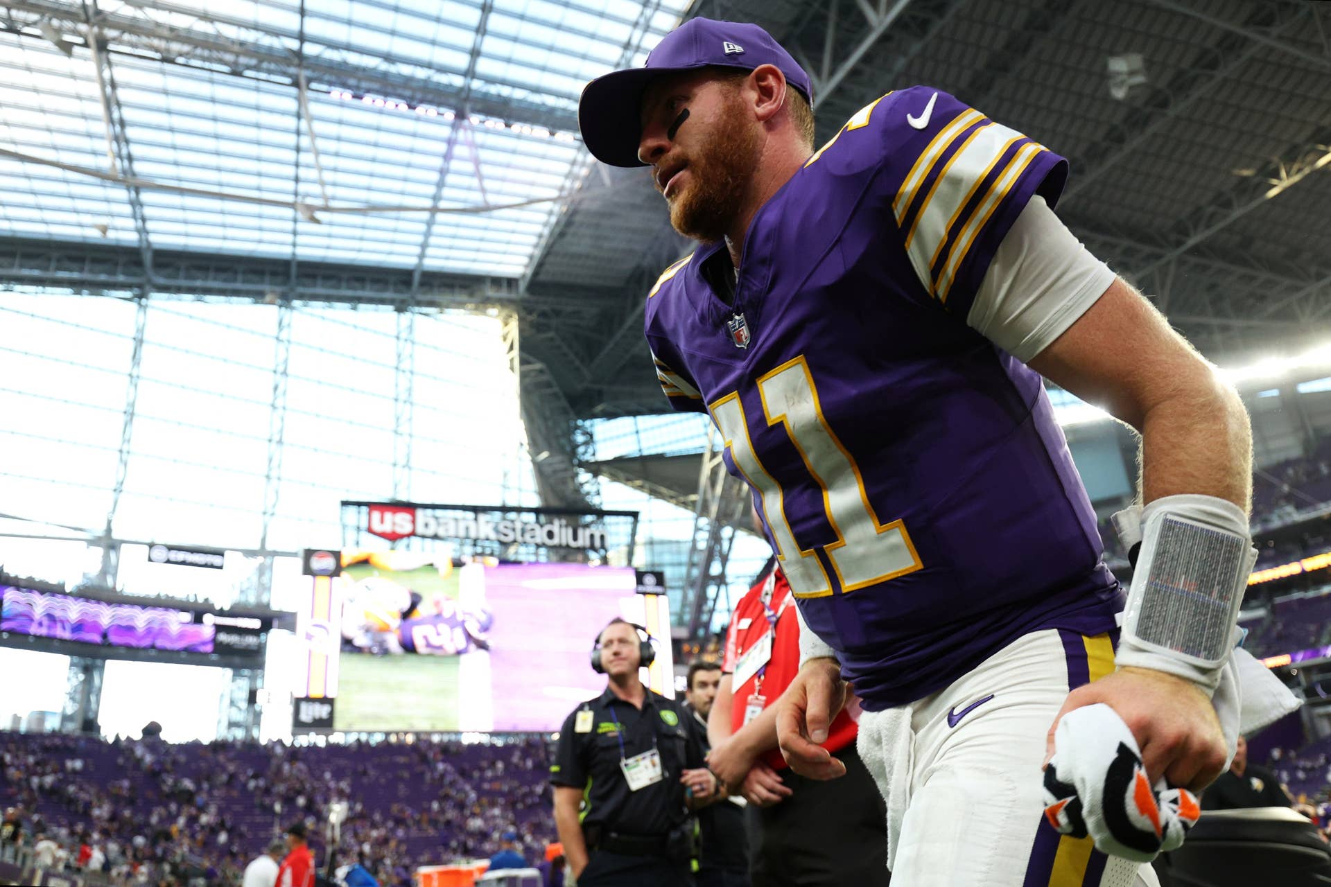 'It just feels different': Ben Leber would stick with Carson Wentz over Kyler Murray