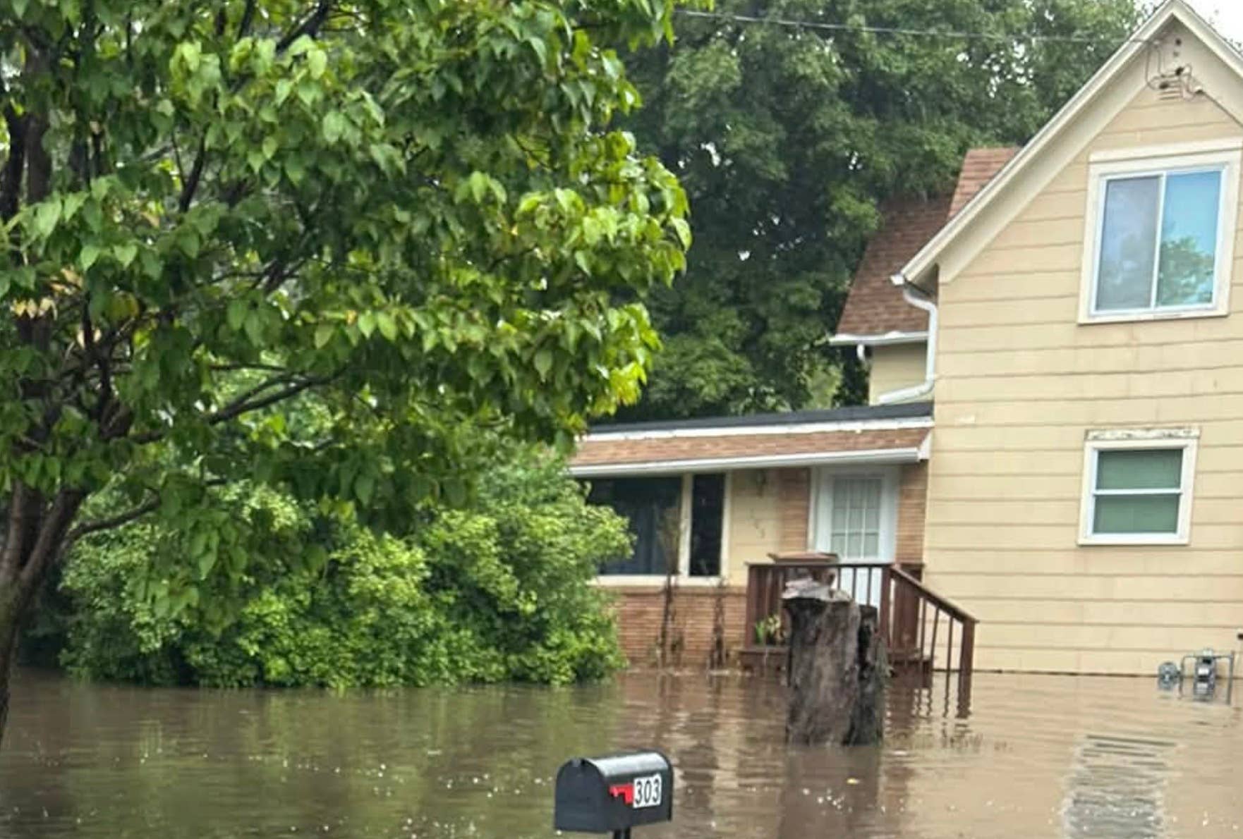 New Richland flooding damaged roughly 80% of city's homes