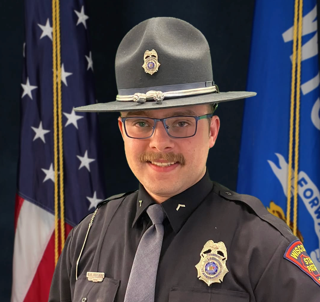 Wisconsin trooper severely hurt after falling from bridge during pursuit