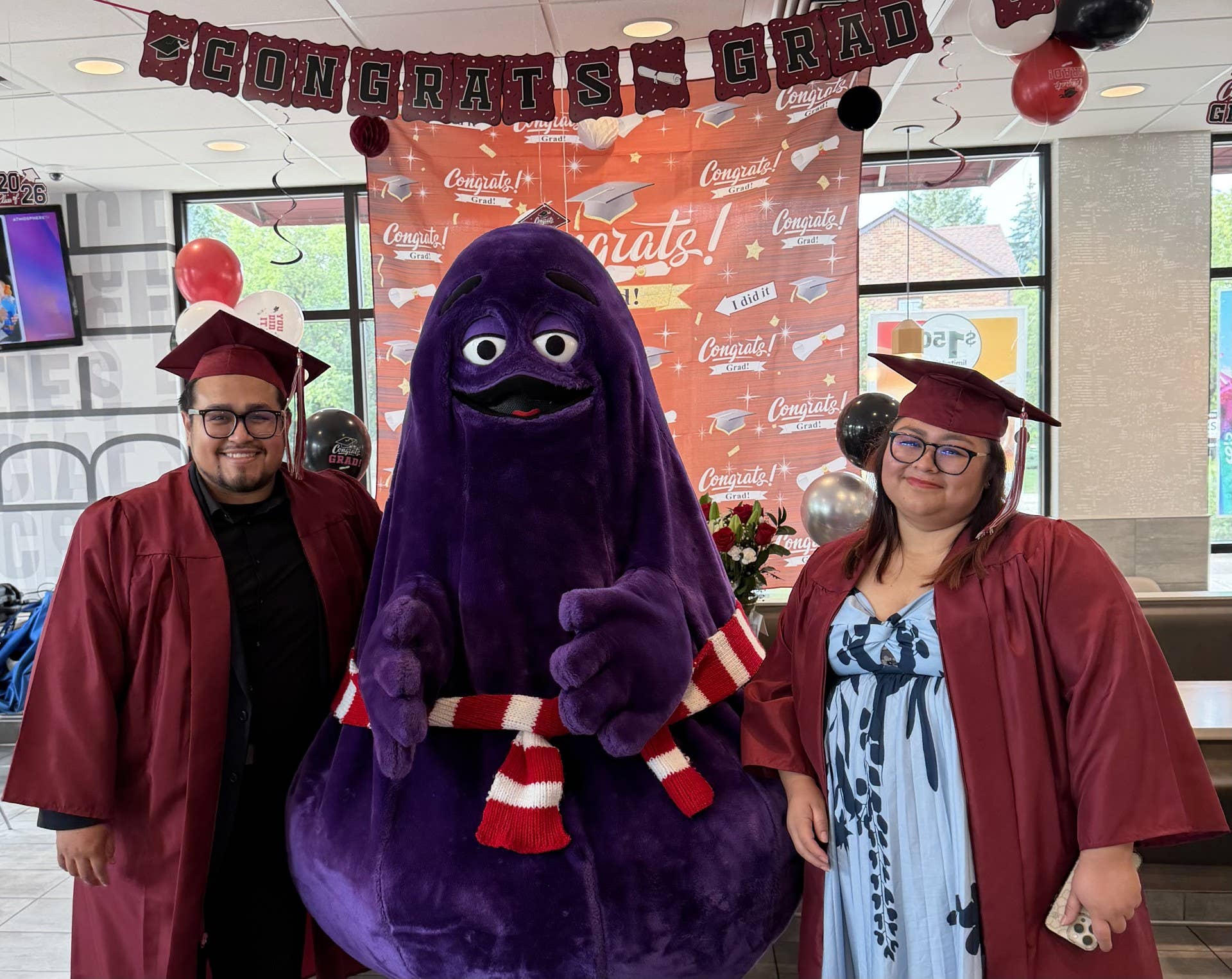 McDonald’s grad party? Local siblings honored at Twin Cities location