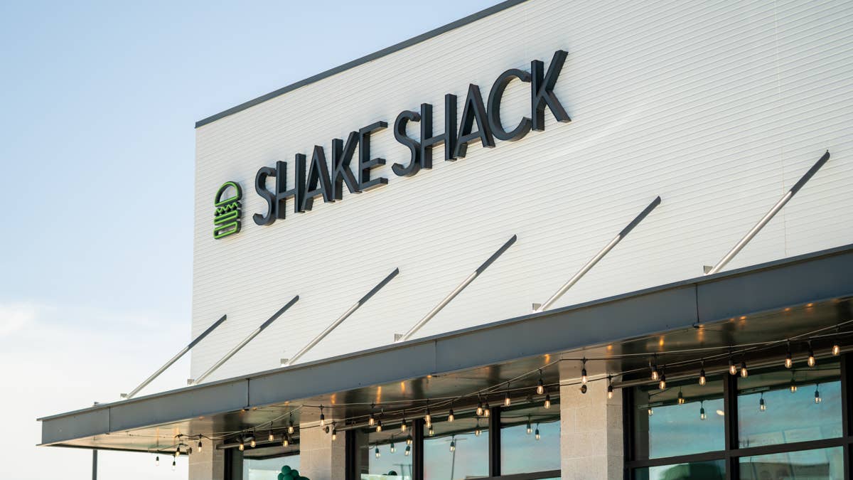 Shake Shack sets opening date for its fifth Minnesota restaurant
