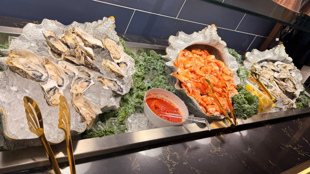 Long lines greet opening of new Japanese and Chinese buffet in Bloomington