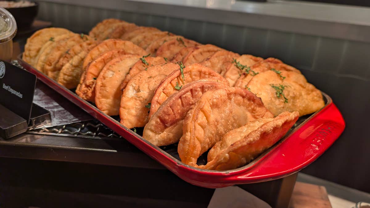 We tried more than a dozen new foods coming to the Target Center for the Timberwolves season