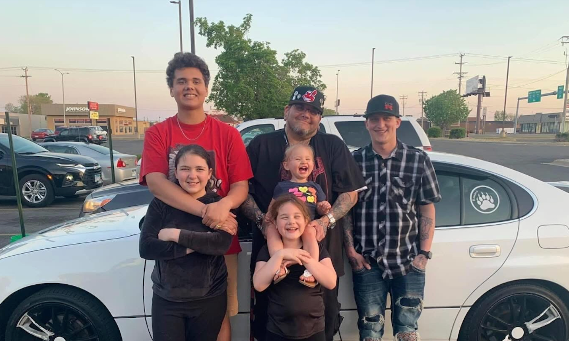 Tributes to Minnesota man who died while driving band tour bus in ...