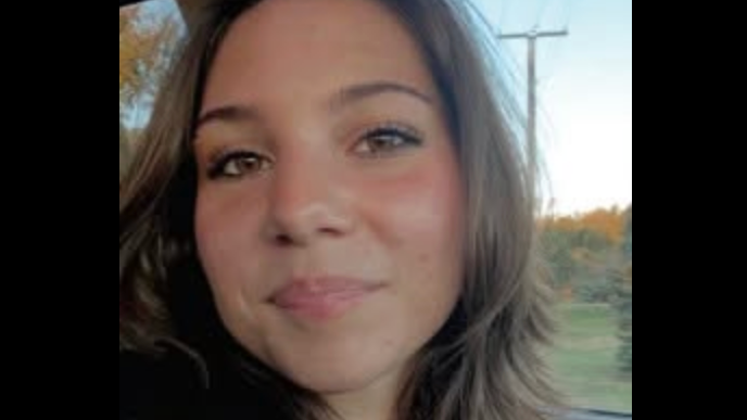 Endangered missing person alert for 16-year-old girl last seen at Apple Valley nail salon