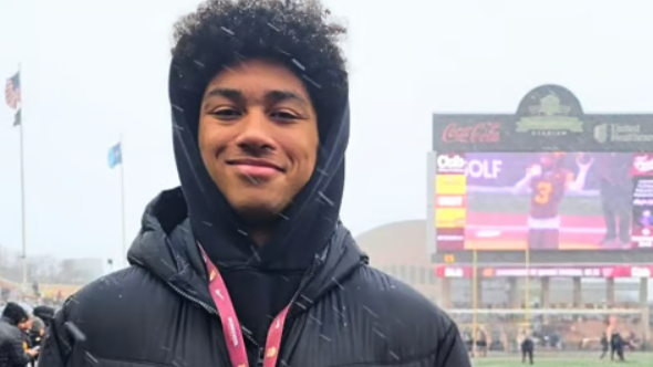 Minnesota flips state's top high school rusher from South Dakota State