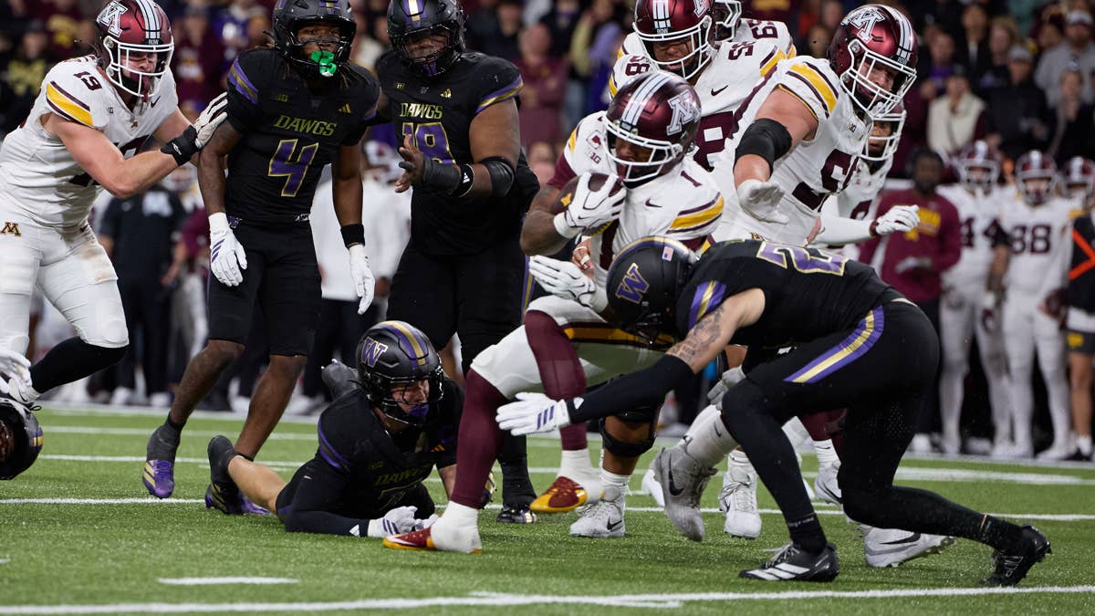 Gophers upset Washington: Elite pass rush, Drake's dart, questionable decisions, more