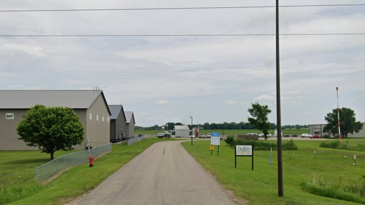 Man dead, another critical following plane crash at Buffalo airport