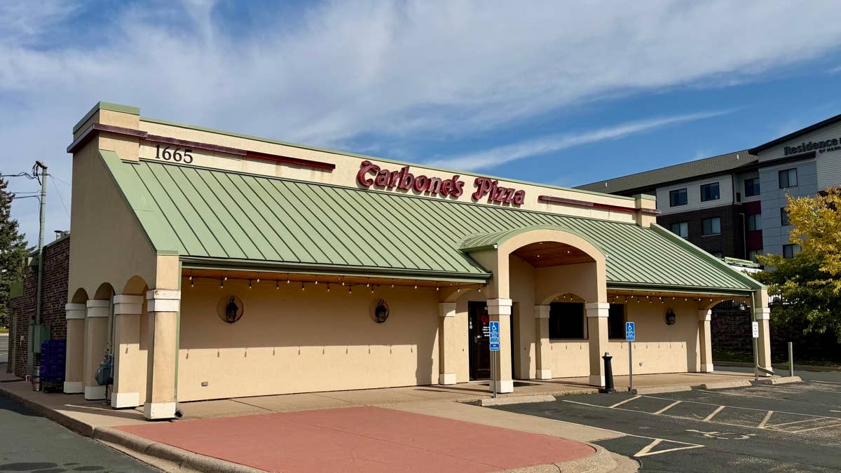 Carbone's Pizzeria in Eagan closes after 44 years
