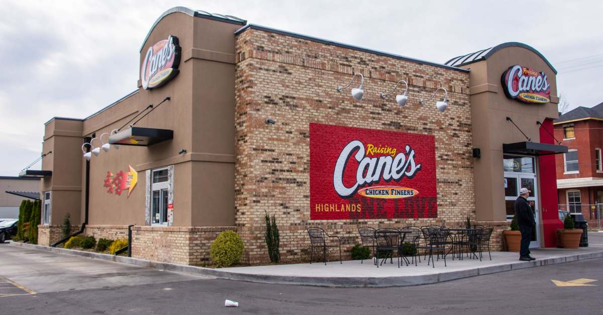 Raising Cane's hiring 250 ahead of opening its 2 newest MN locations