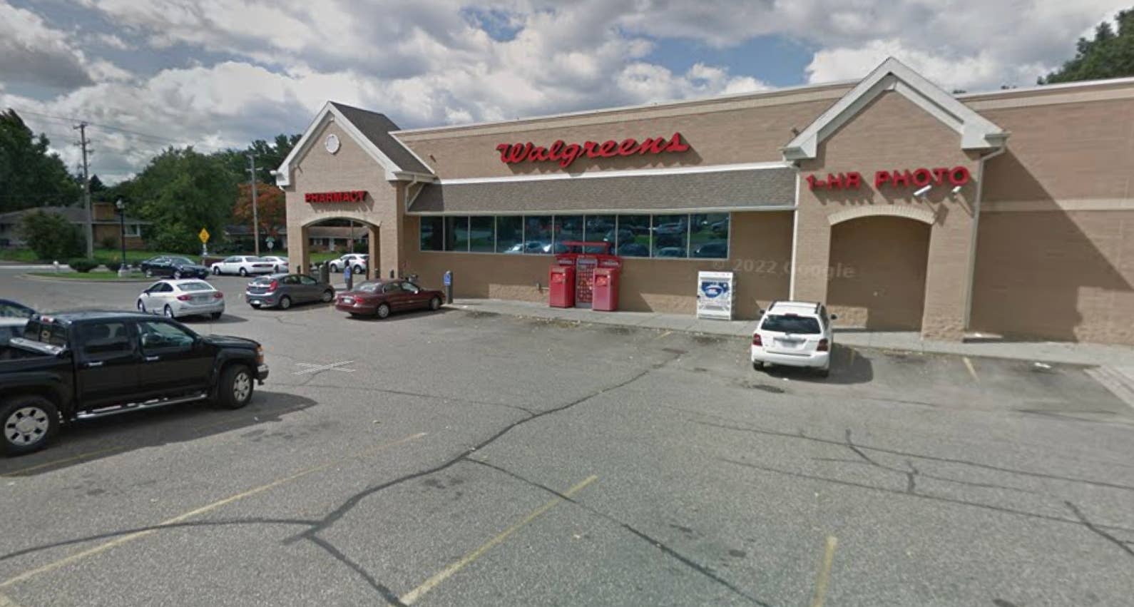 Man shot during attempted carjacking in St. Anthony Walgreens parking ...